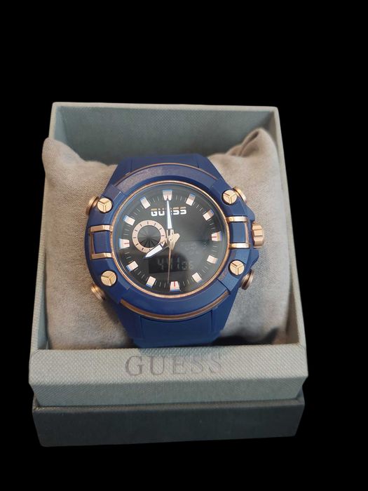 Zegarek Guess Męski sportowy / Nowy Lombard / Cz-wa
