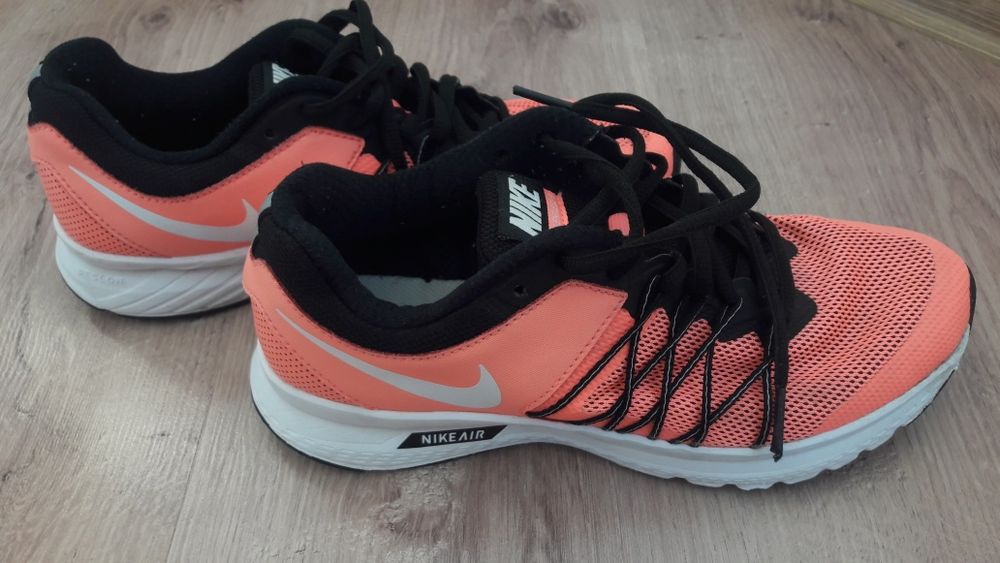 Nike damskie rozmiar 37,5cm