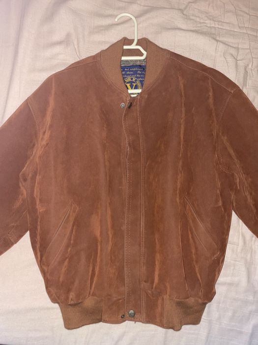 Bomber jacket Italiano (juntamente com mais 3 casacos incluidos)
