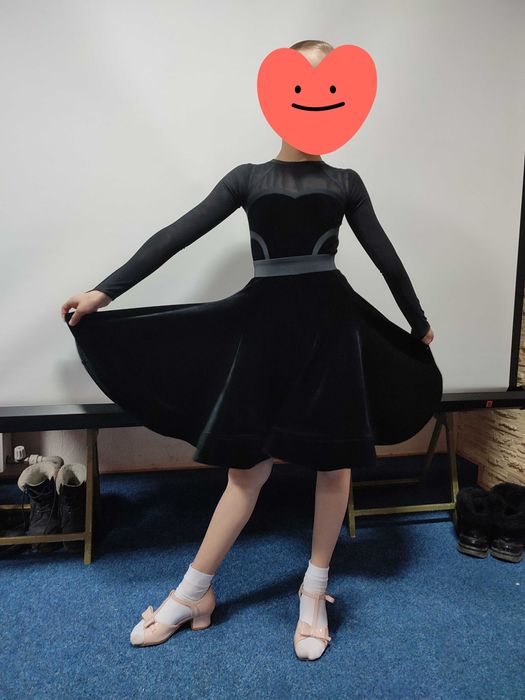 Сукня для бальних танців, дві спідниці латина і стандарт.