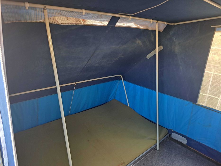 Atrelado Tenda Familiar 6 Pessoas - Bom Estado, Leve de Rebocar