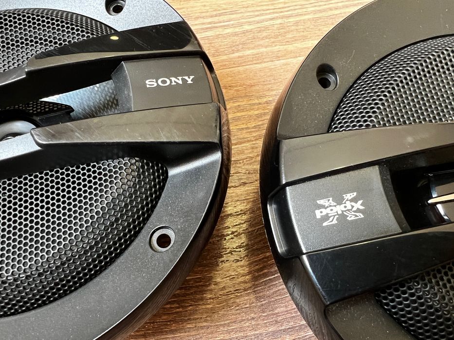 Sony XS-GT1338F — Colunas Auto 13 cm 3 Vias + Grelhas