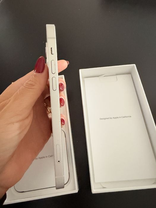 iPhone 12 Branco 128 GB – Muito bom estado + caixa