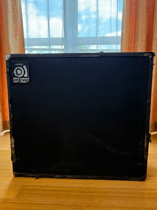 Kolumna basowa Ampeg SVT-410E