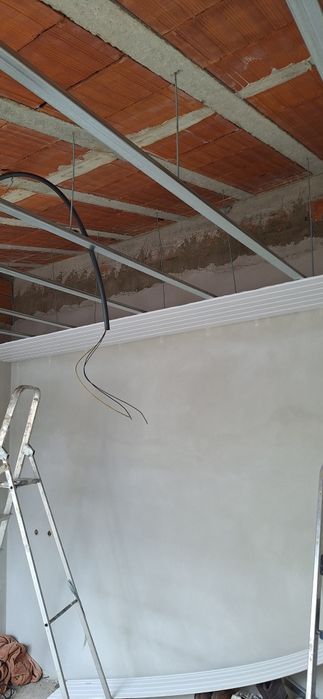 Serviços de PVC e pladur