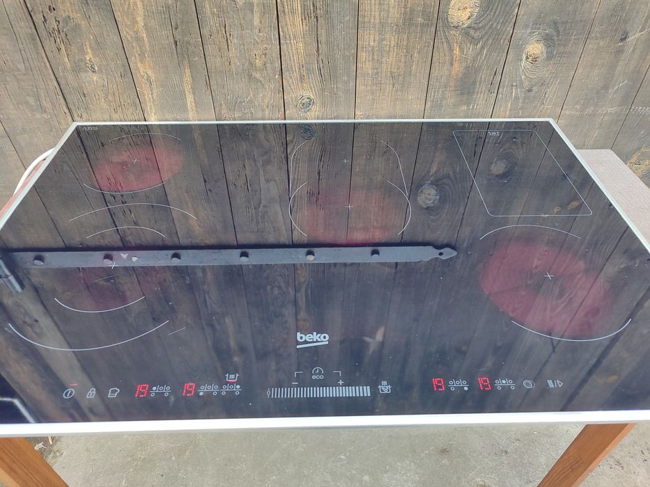 Варильна поверхня вбудована Beko з Німеччини