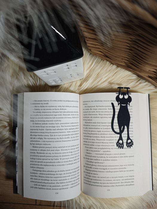 Ażurowa zakładka do książek, kot czarny hot book