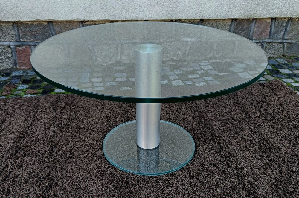 Szklany stolik kawowy