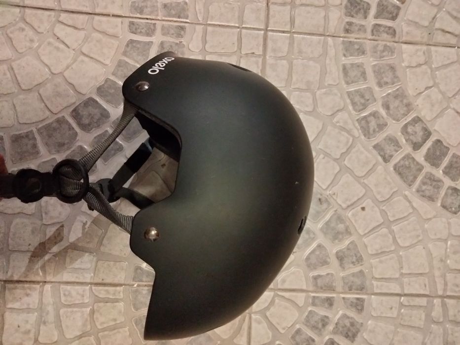 Capacete desportivo