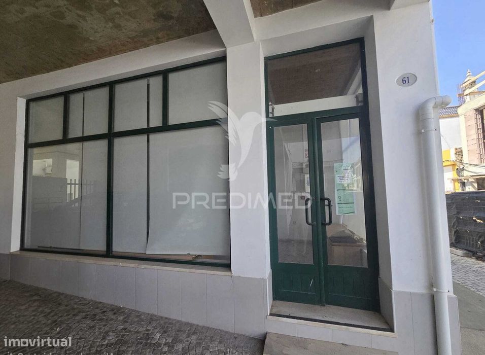 Loja Comercial no Centro de Castro Verde | Excelente Visibilidade