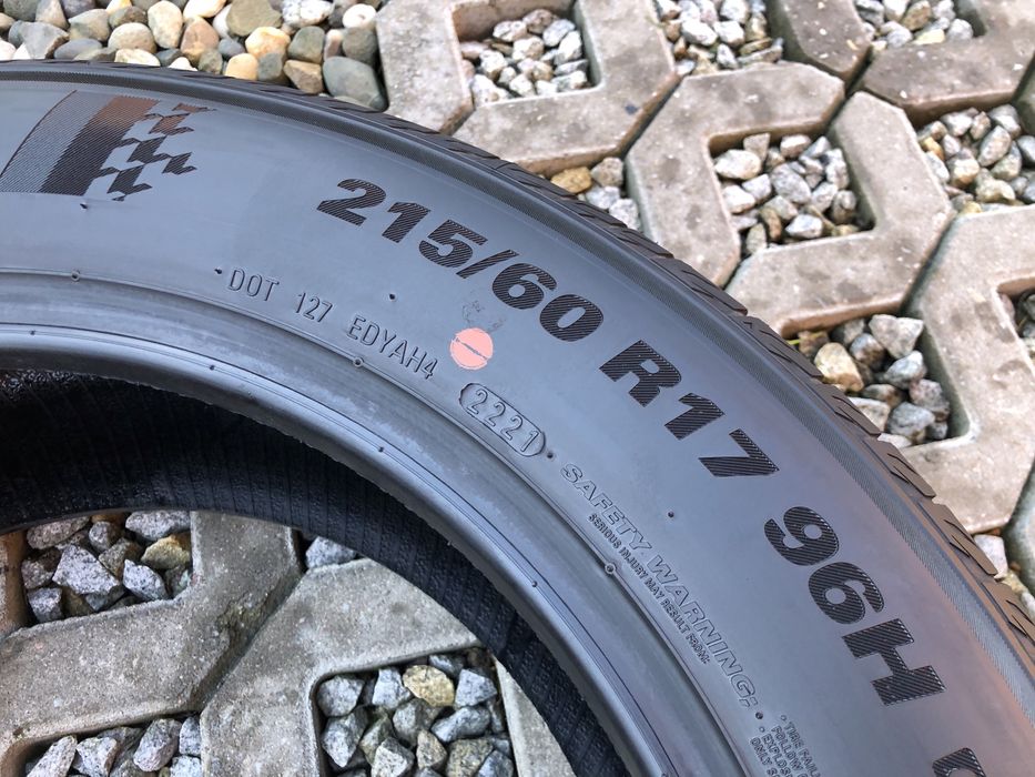 Letnie Kumho Ecsta 215/60 R17 rok 2021 idealne