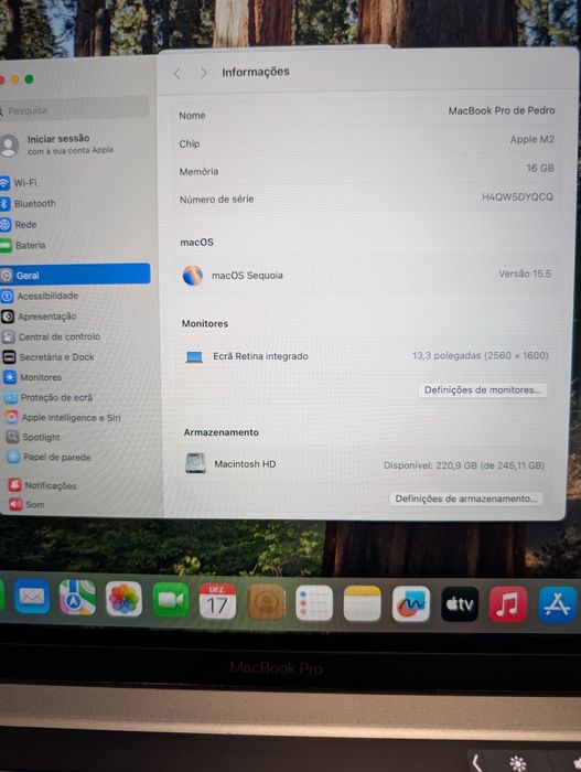 MacBook Pro 13” (2022) – Apple M2 | 16GB RAM | 256GB SSD