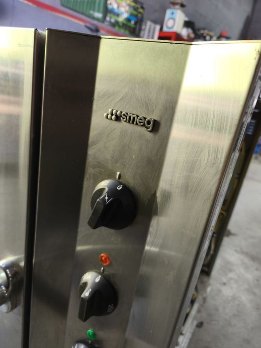 Пароконвектомат Smeg професійний