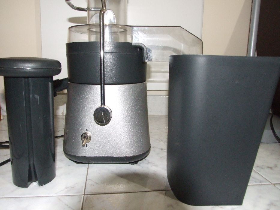 maquina de sumos ariete centrika pro