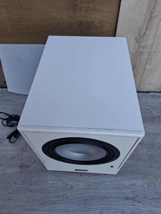 Subwoofer aktywny Canton Sub 8