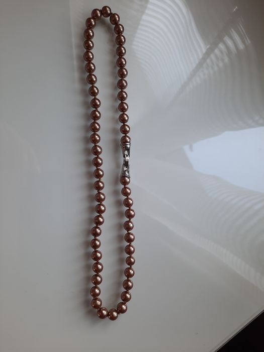 Naszyjnik perlowo-brązowo-złoty