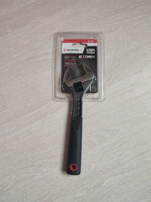 Ключ разводной кованный 150. 200 .250. 300  Cr-V STORM INTERTOOL