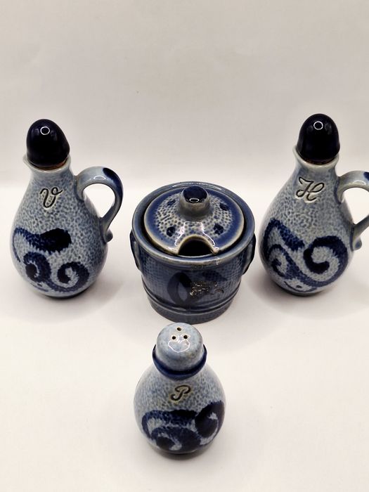 Zestaw przyprawników