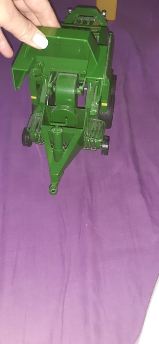 Prasa kostkująca John deere 690