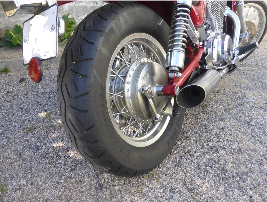 Suzuki VS800 Intruder