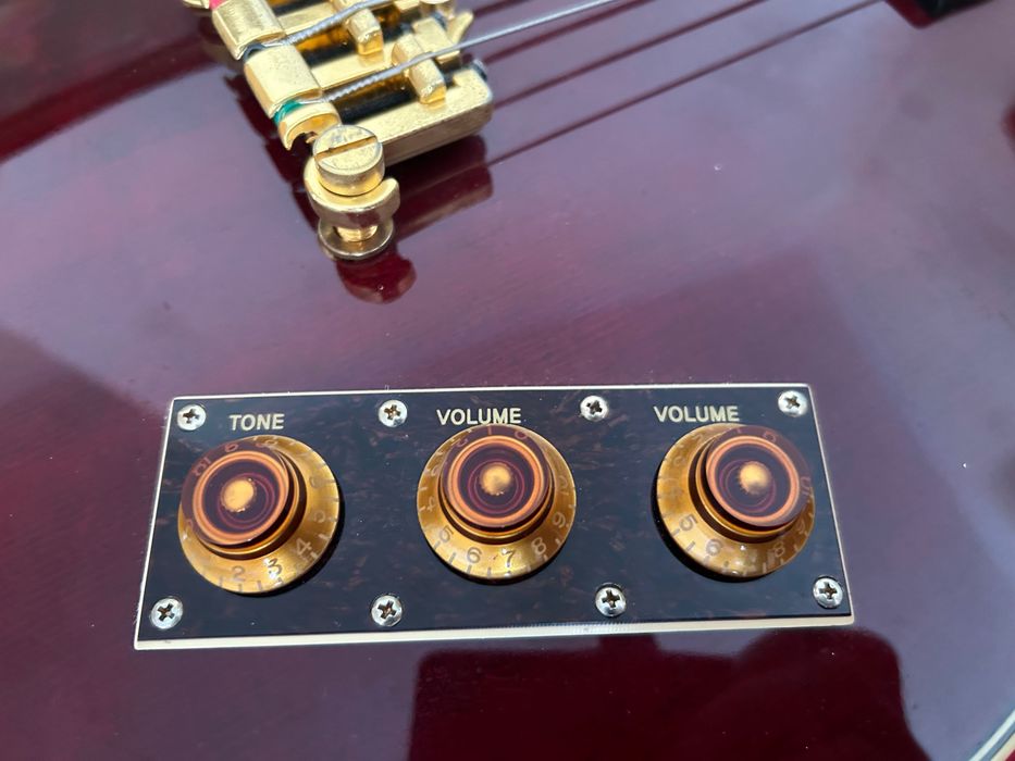Baixo Epiphone Rumblekat Allen Woody