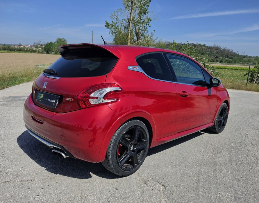 Peugeot 208 GTI 1.6 THP 200Cv