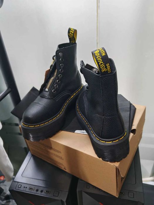 Dr.Martens Sinclair Black Boot R.37