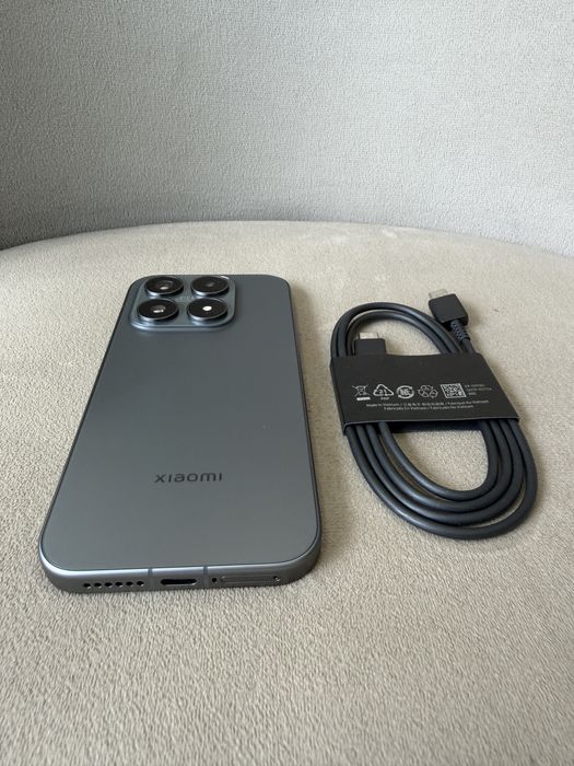 XIAOMI 17 12/512Gb Black (Global Version)