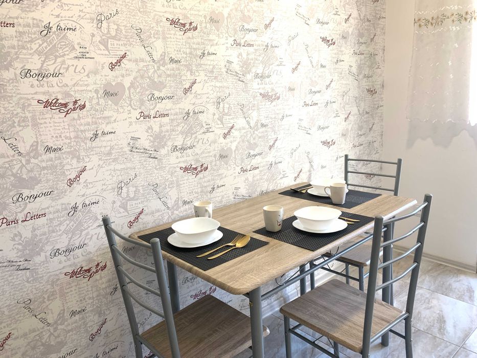 Дружба.Поруч парк. 1 кімната. Квартира подобово