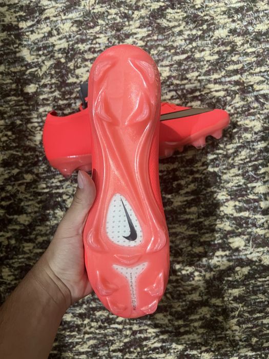 Nike mercurial novas