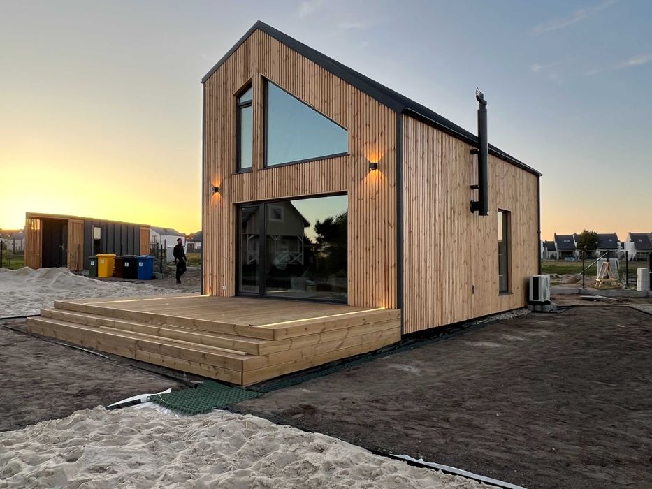 Domek 40m2 z piętrem