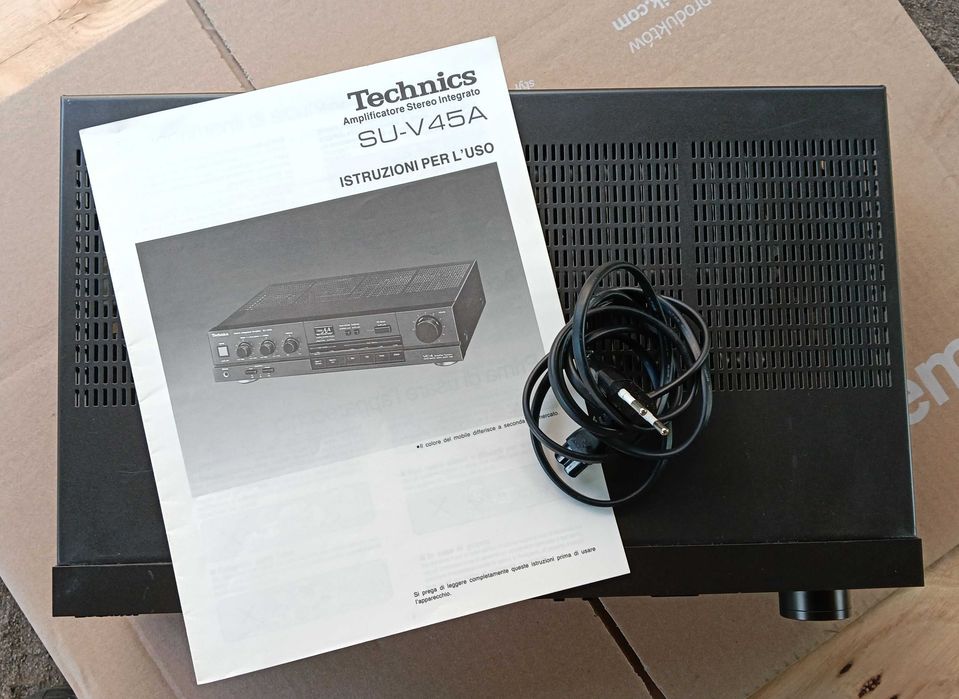 Wzamcniacz Technics SU-V45A oryginal