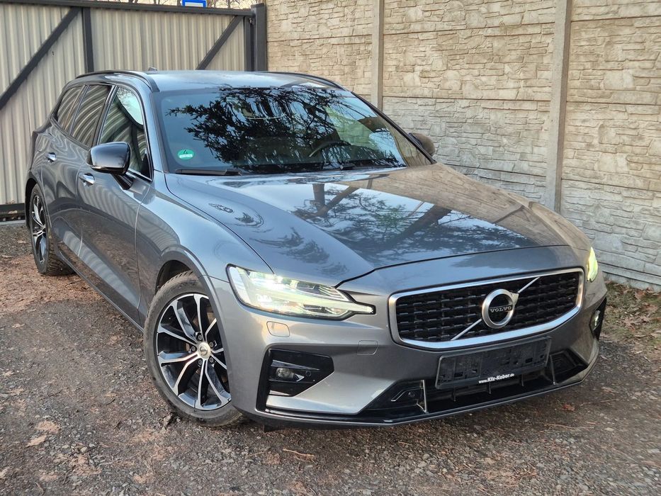 Volvo V60 2.0 D4 190KM Geartronic R-Design Full LED Kamera