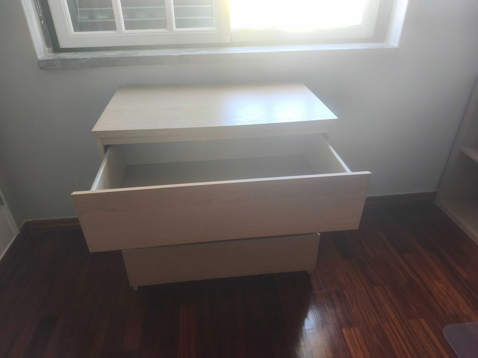 Cómoda IKEA 3 gavetas