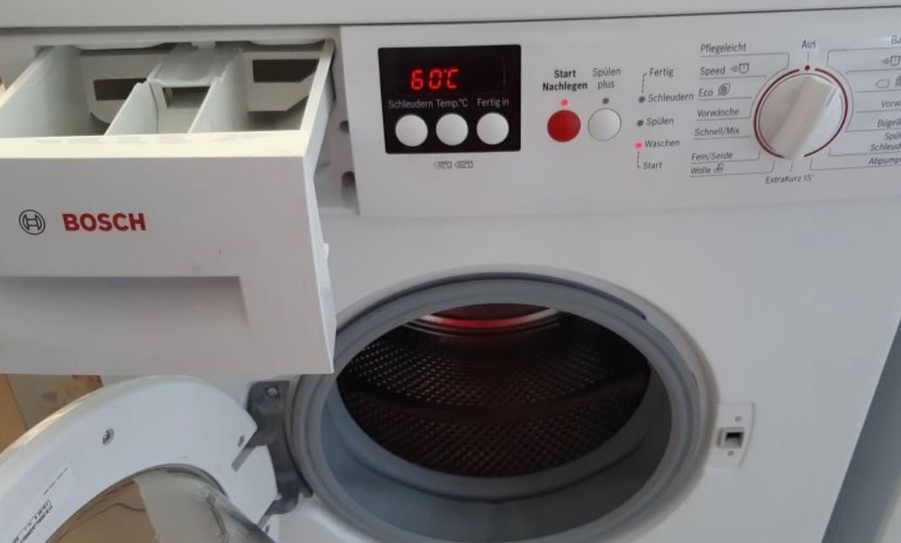 Пральна машина Bosch WAE282V7