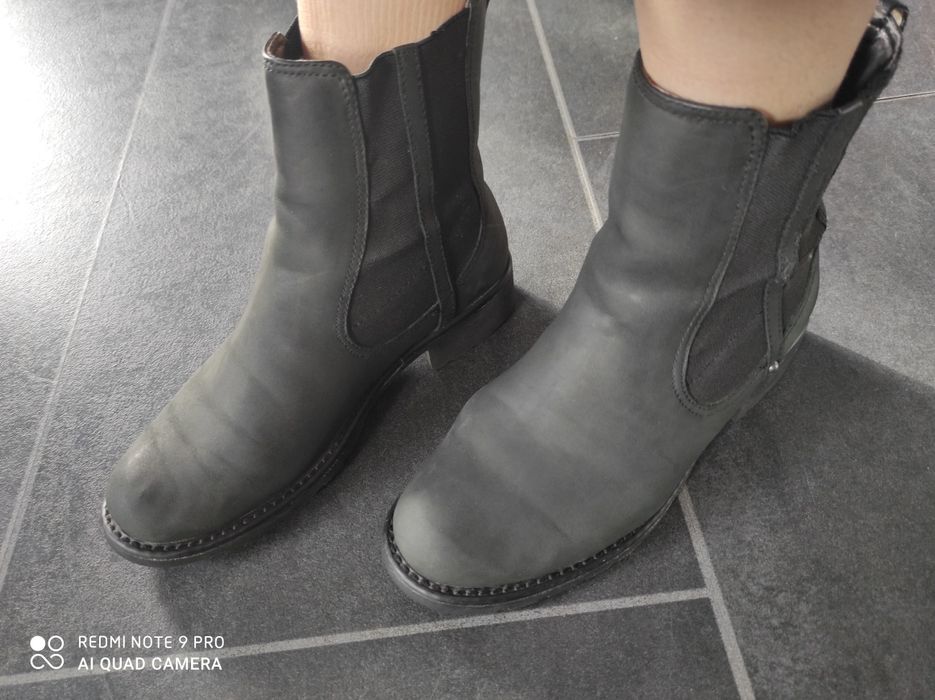 Clarks __ botki damskie klasyczne khaki