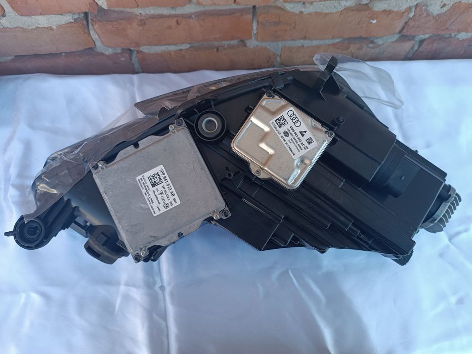Фари Audi A4 B9 full led