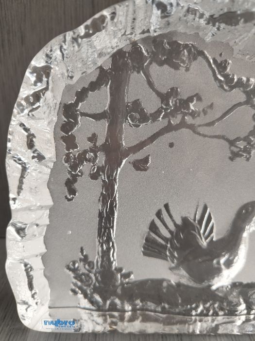 Szklana ozdoba "przycisk"