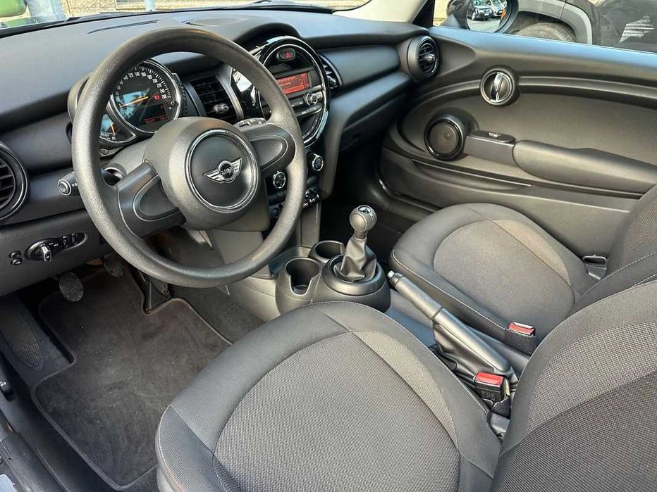 Mini em excelente estado de conservação