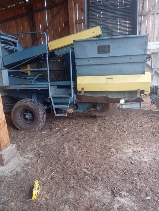 Продам картопле комбайн Анна