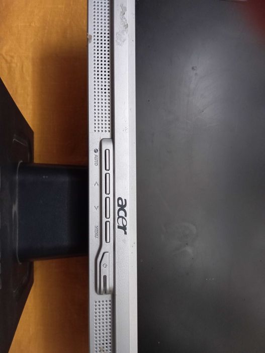 Продам недорого Led монітор для комп'ютера Acer AL1717F, Китай,  17”