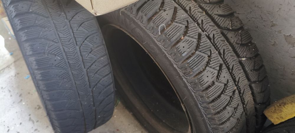 Комплект резини зима R 14 на сталевих дискіах