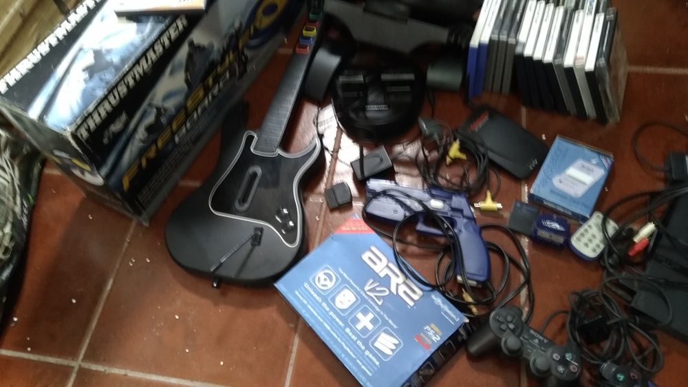 PS2 e Varios Acessorios e Jogos