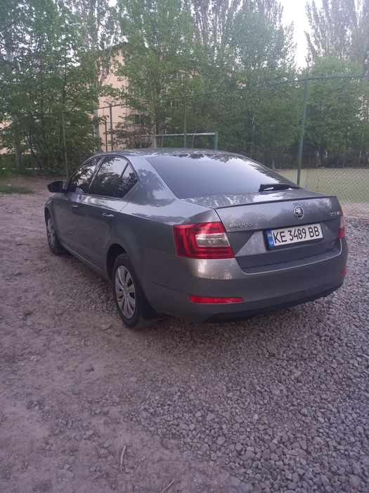 Skoda Octavia А7  1.8 официальная не крашена