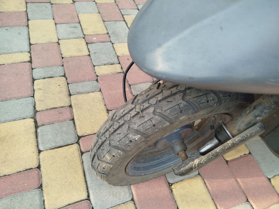 Скутер Сузуки летс
