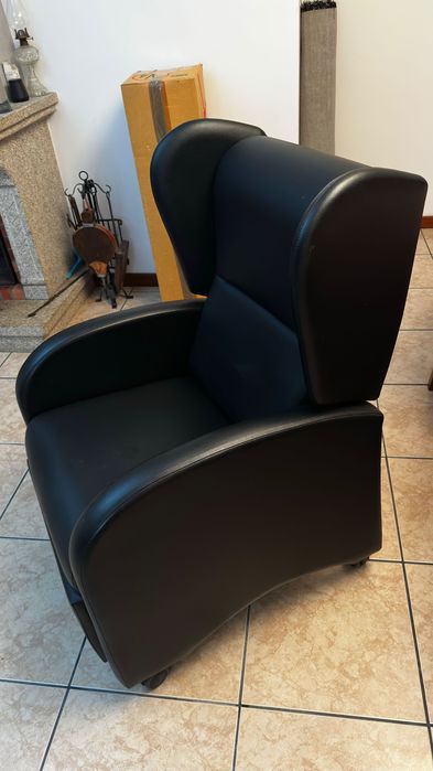 Cadeirão de repouso com rodas