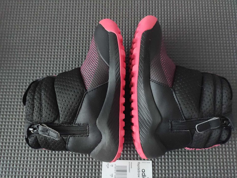 Чобітки черевики для дівчинки Adidas RapidaSnow, EU 28