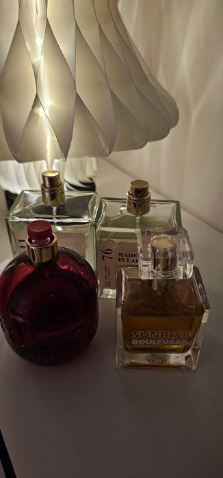 Zestaw czterech perfum używanych