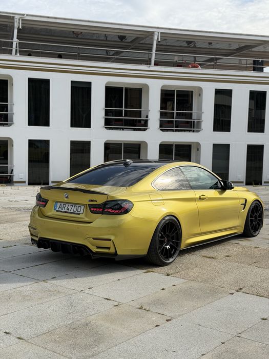 BMW M4 Austin Yellow Metallic