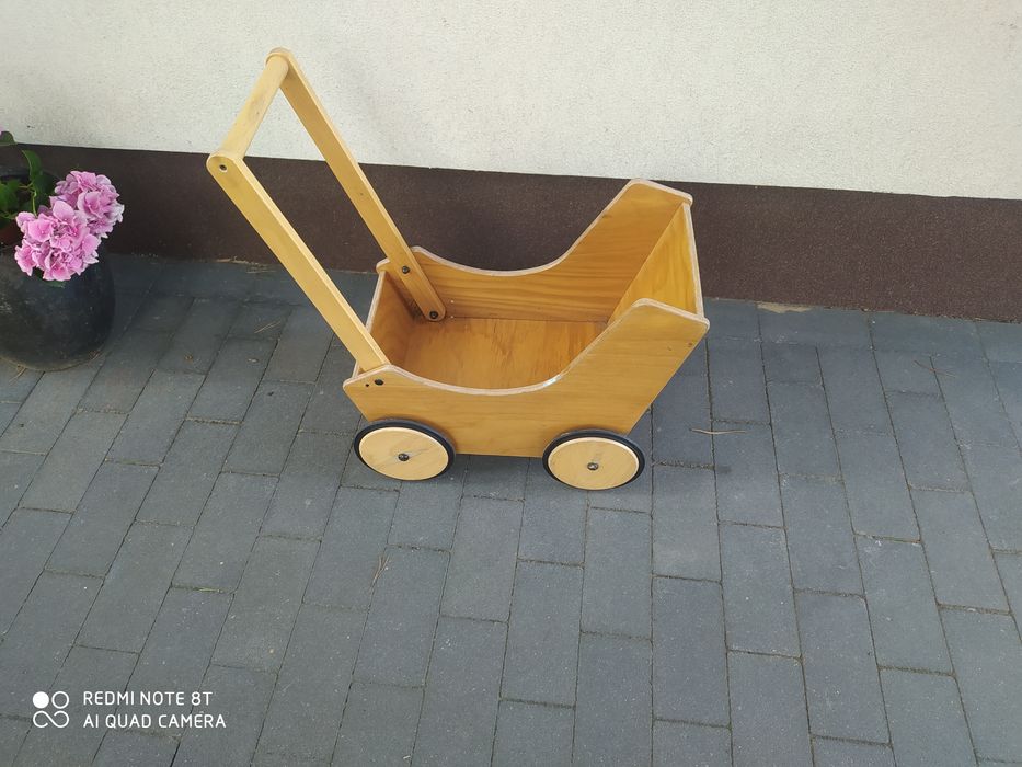 Wózek dla lalek, drewniany
